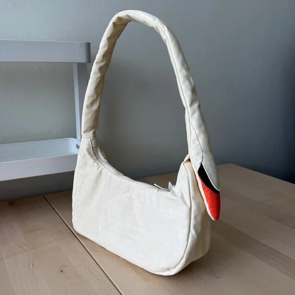NWT BAGGU white cream swan shoulder bag purse - Picture 2 of 3